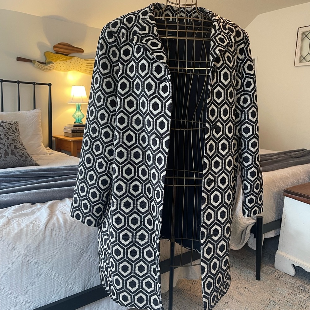 Doncaster Black and Cream Geometric Design Coat with Silver Metallic Accent.